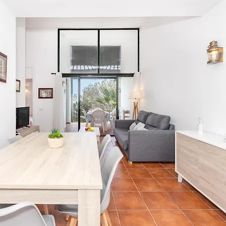 Cala'n Bosch 1a Planta Tatil Evi Cala en Bosch